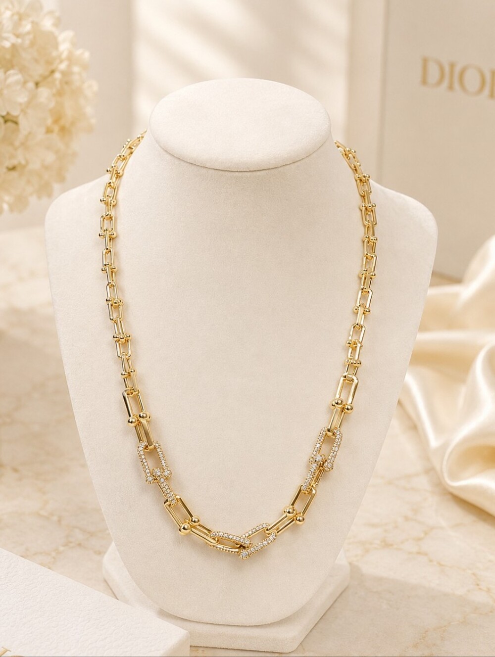 925 Pure Silver Horseshoe Elegant Gold Plated Necklace